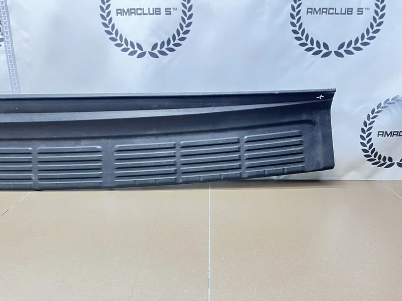 Накладка заднего бампера Lexus LX570 (URJ201) 2012 - миниатюра 3