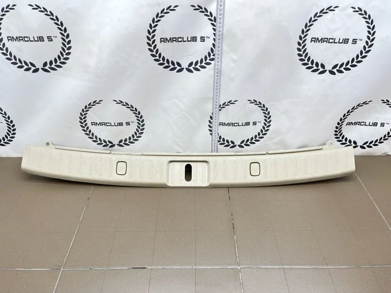 Накладка замка багажника Lexus RX300 (XU30) 2004 - изображение 1