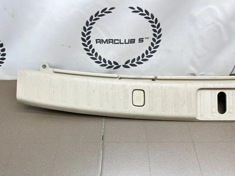 Накладка замка багажника Lexus RX300 (XU30) 2004 - миниатюра 2
