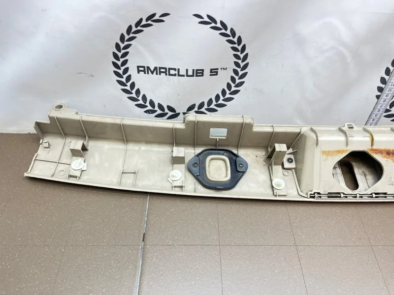 Накладка замка багажника Lexus RX300 (XU30) 2004 - миниатюра 7