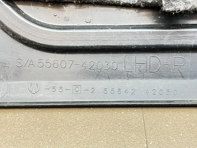 Накладка под торпедо Toyota RAV4 (A40) 2014 - миниатюра 9