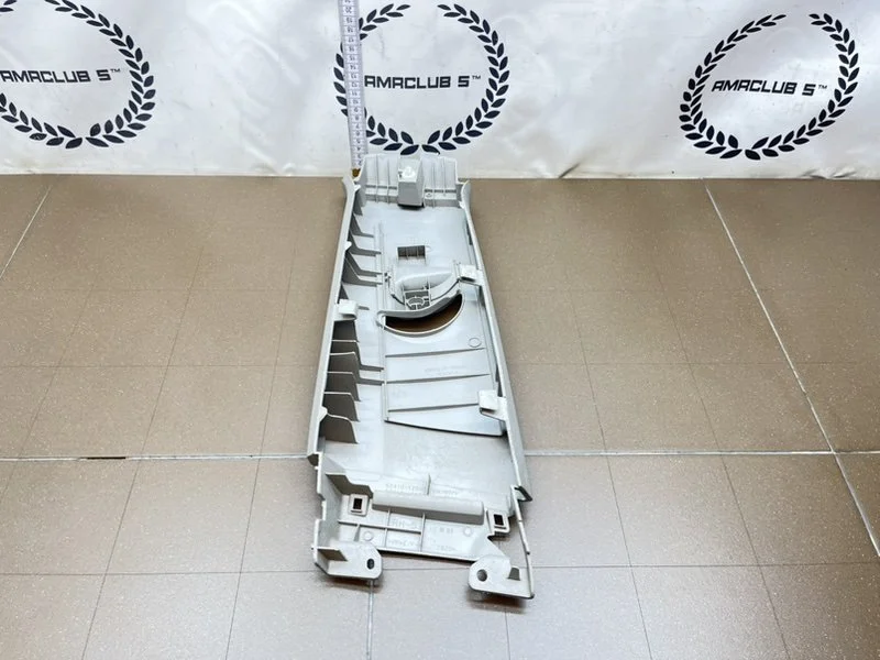 Обшивка центральной стойки правая Toyota Auris 1 - миниатюра 7