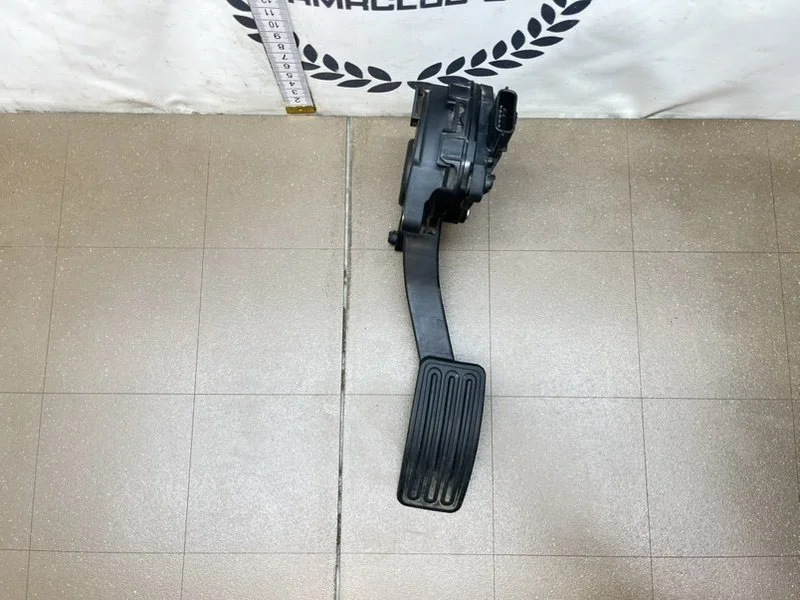 Педаль газа Nissan Teana 2 (J32) 2012 - миниатюра 2