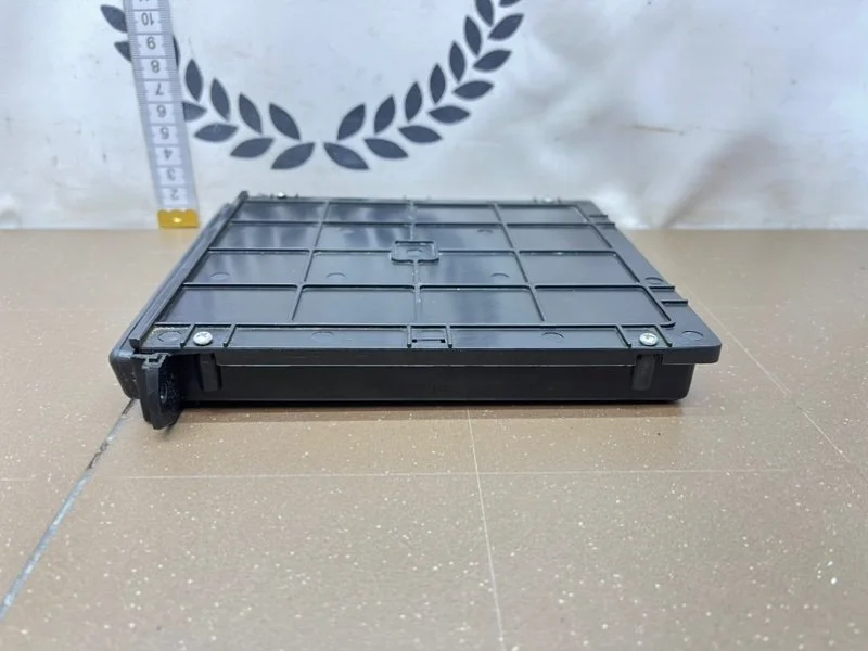 Подстаканник задний Great Wall Safe 1 (G5) 2009 - миниатюра 4