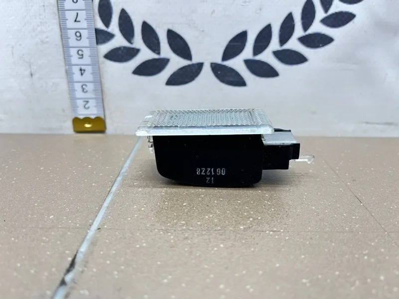 Плафон багажника Great Wall Hover 2009 - миниатюра 5