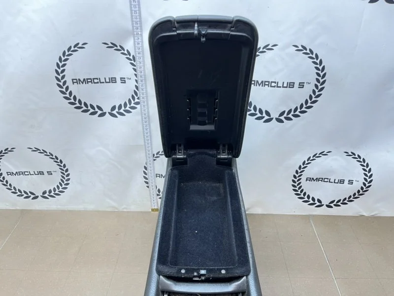 Подлокотник Mercedes-Benz C-class (W203) 2004 - миниатюра 5