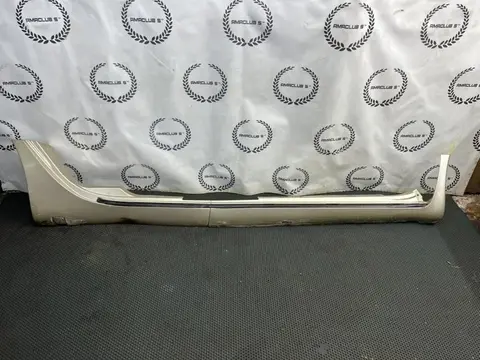 Накладка порога внешняя правая Chrysler Concorde 2