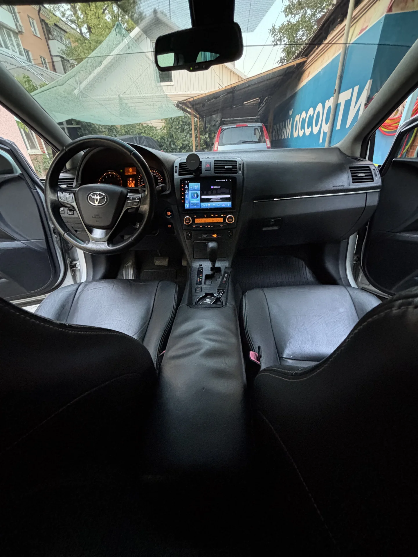 Toyota Avensis - миниатюра 13