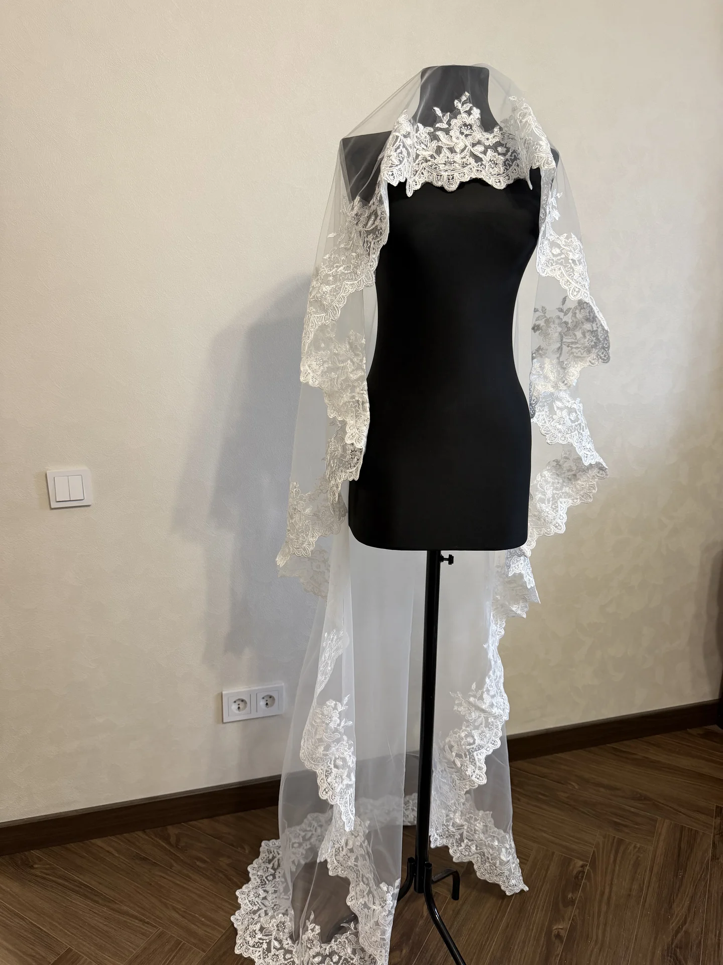 фата испанка круженая 200/250см - миниатюра 7