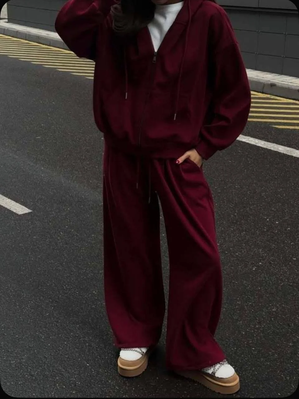 костюм женский S/M - изображение 1