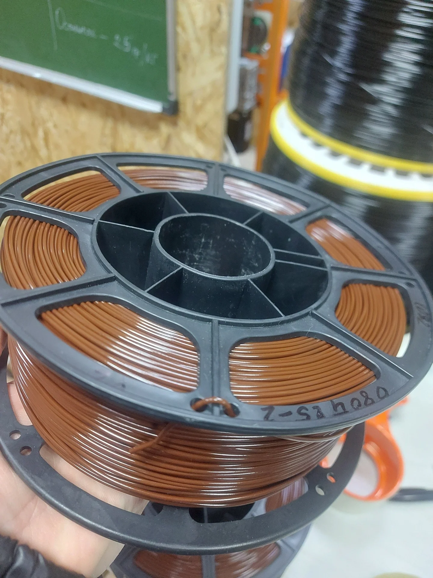 Филамент petg, шоколадный пластик, 900 гр - изображение 1