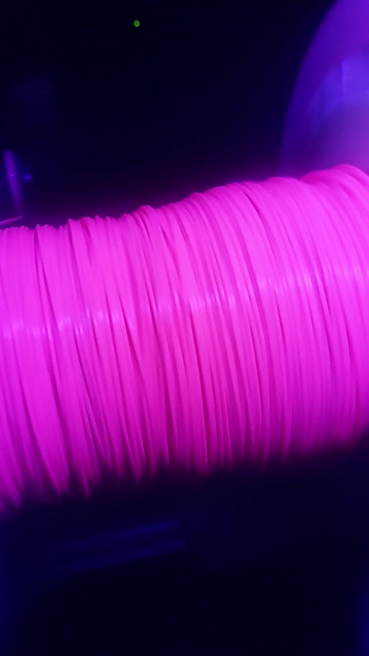 Филамент petg, розовый FLOU пластик, 900 гр - видео 11