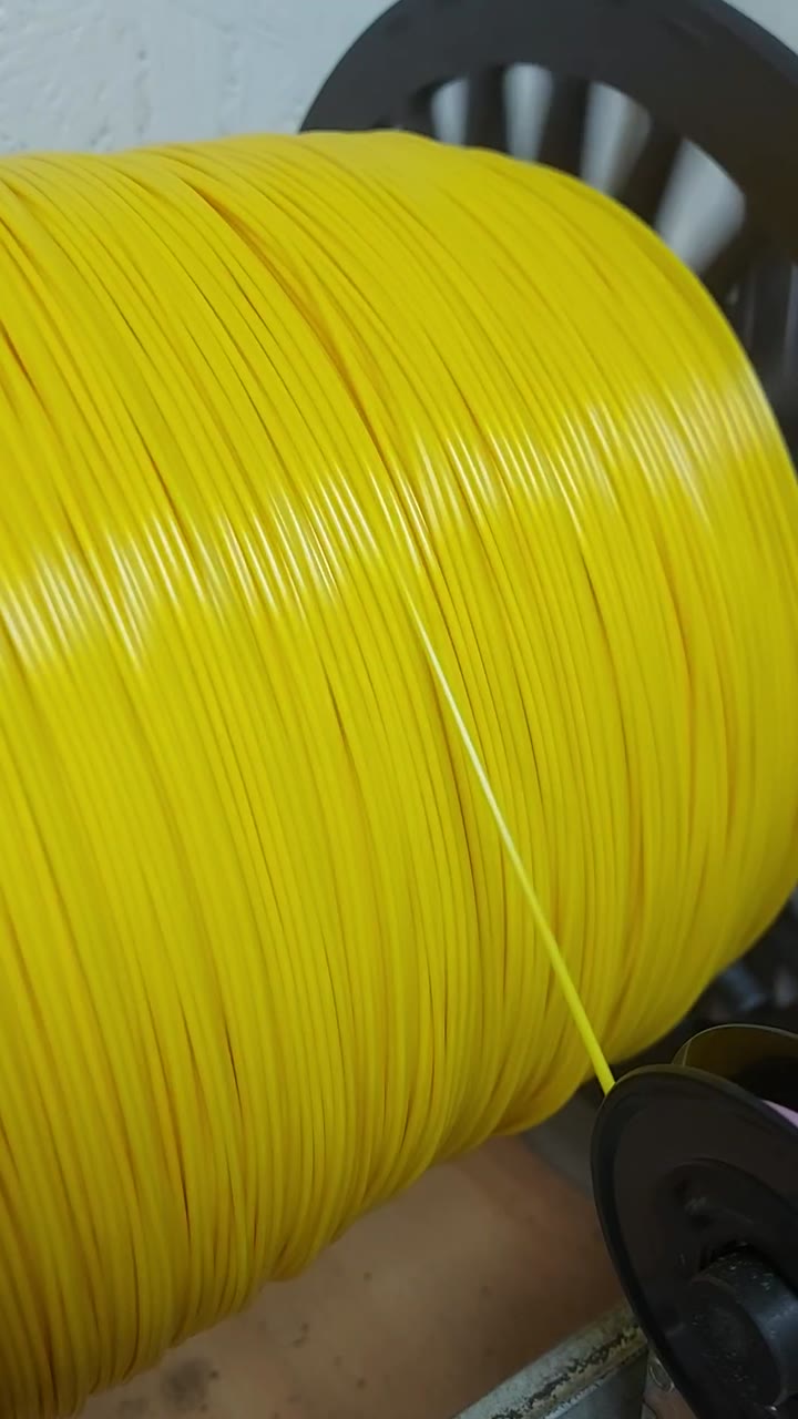 Филамент petg, жёлтый пластик, 900 гр - видео 9