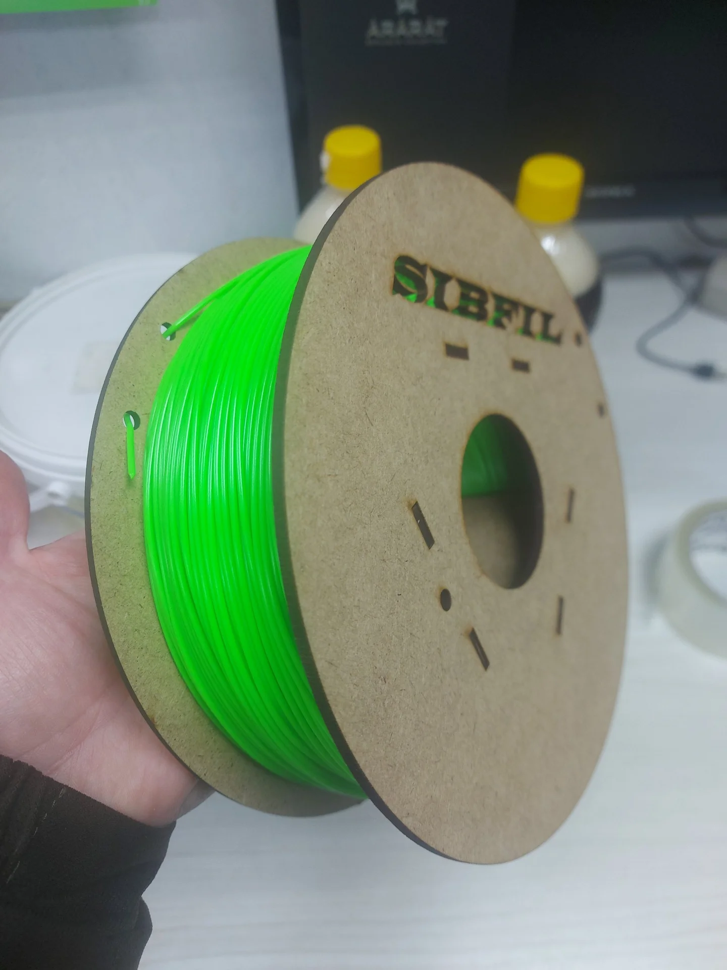 Филамент petg, зелёный FLOU пластик, 900 гр - изображение 1