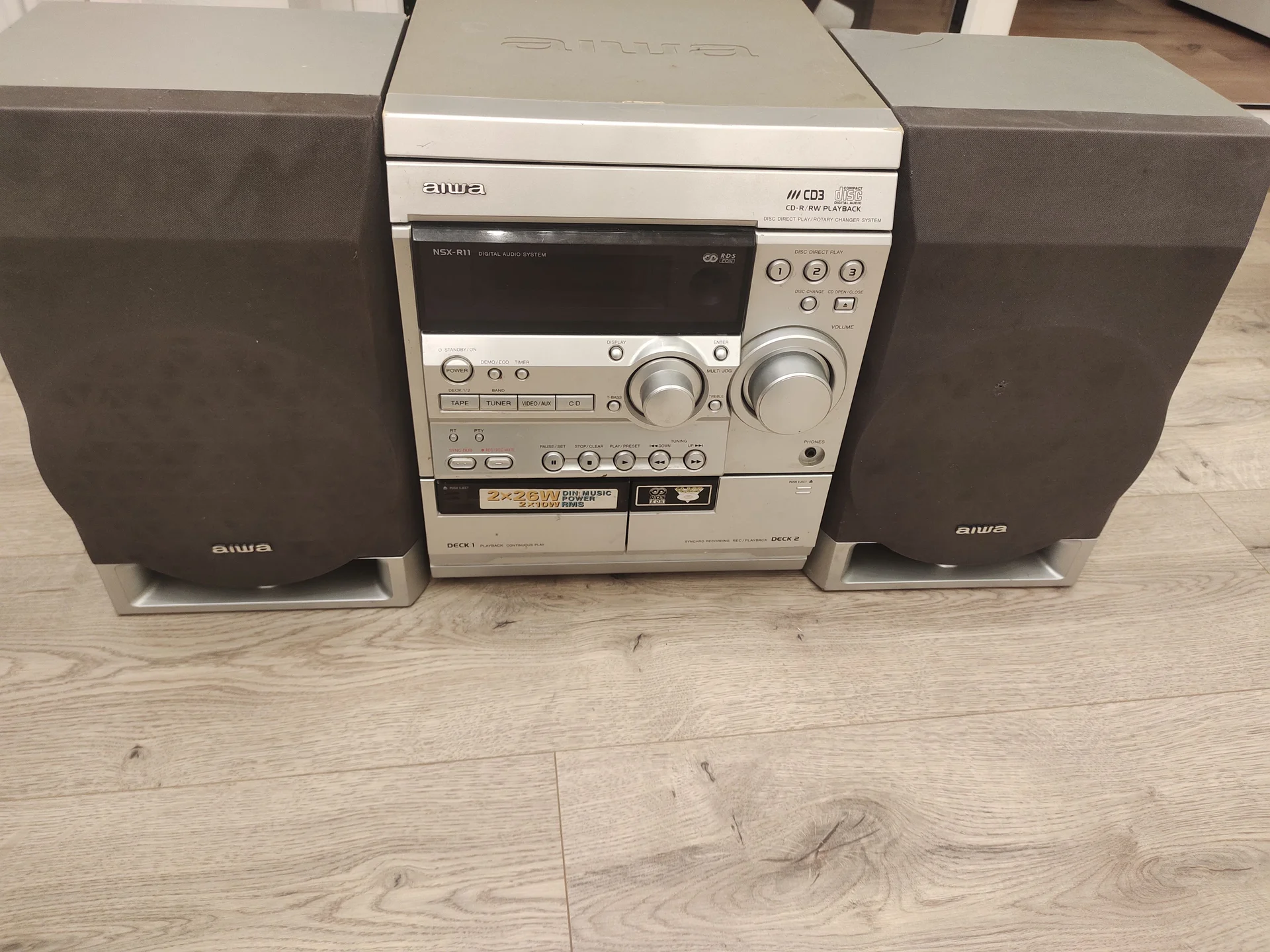 музыкальный центр aiwa - миниатюра 2