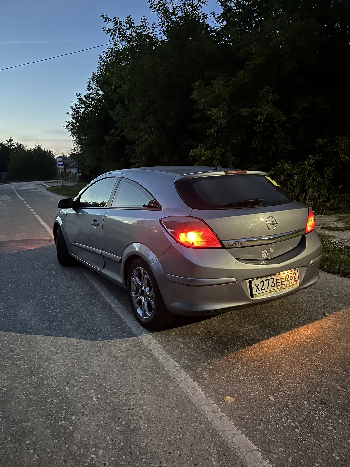 Opel Astra H GTC - миниатюра 4