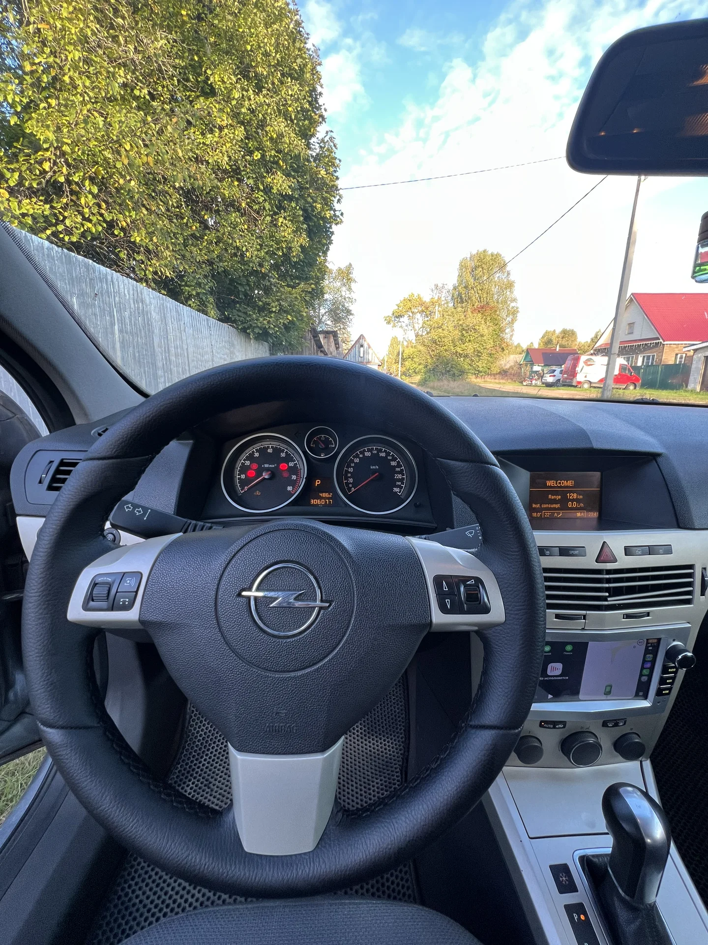Opel Astra H GTC - миниатюра 6