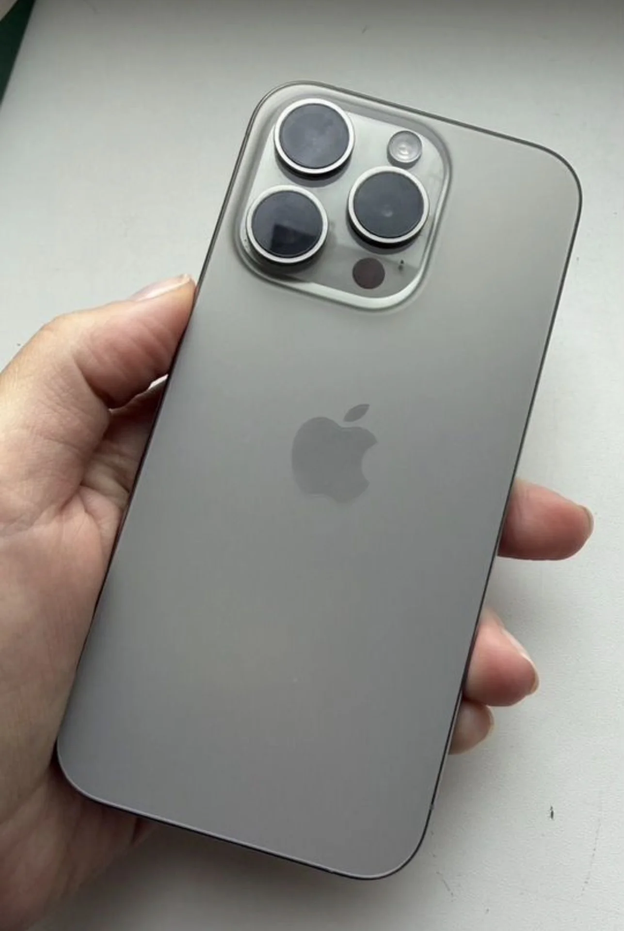 iPhone 15 pro - изображение 1