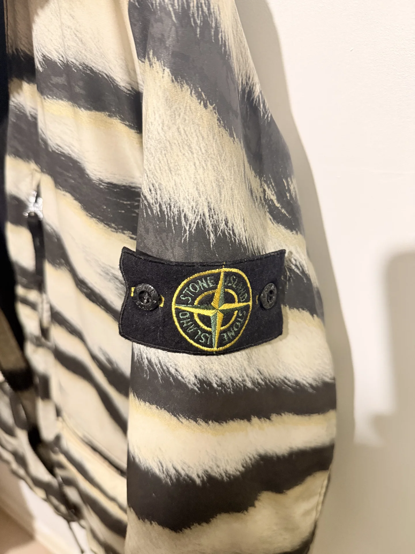 Stone island WHITE TIGER CAMO 50 FILI WITH PRIMALO - миниатюра 3
