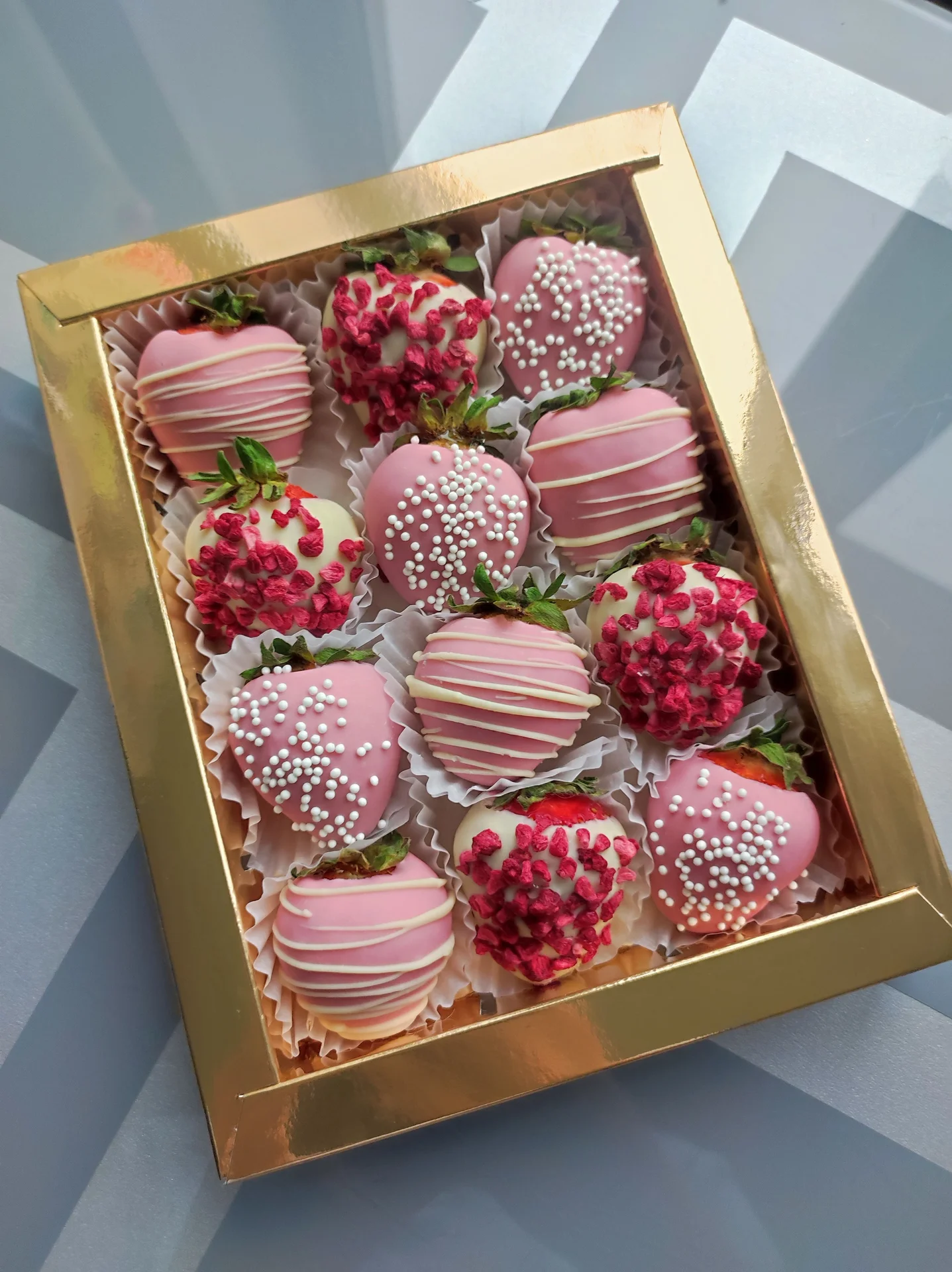 Набор клуьники в шоколаде " Sweet" - изображение 1