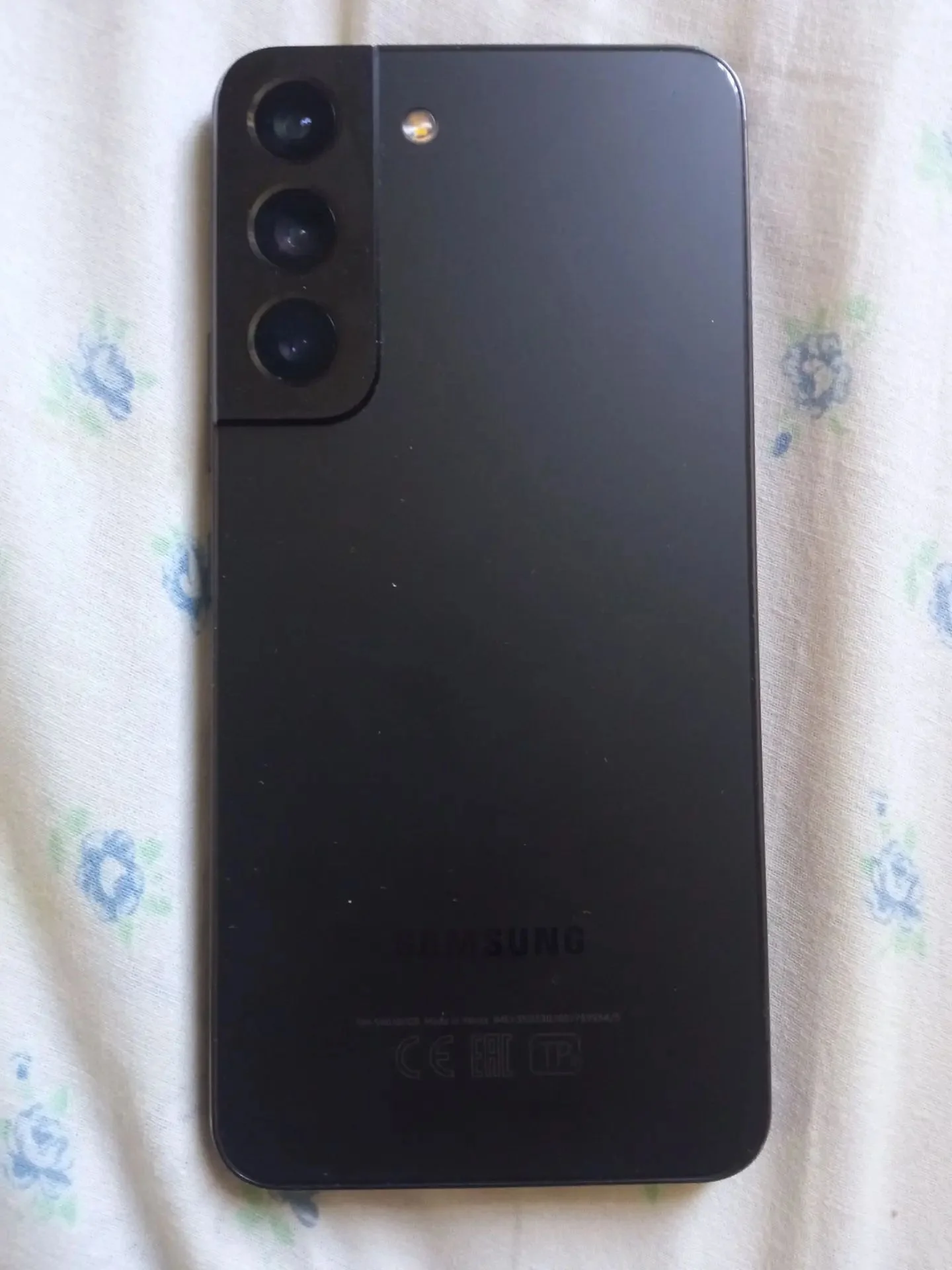 Samsung Galaxy S22 - миниатюра 2