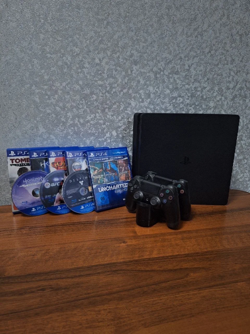 sony PlayStation 4 slim - изображение 1