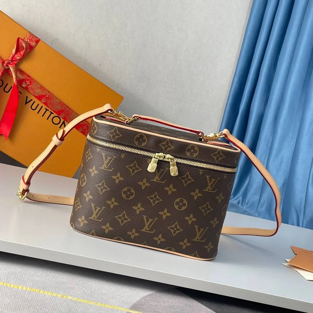 сумка косметичка LOUIS VUITTON - миниатюра 4