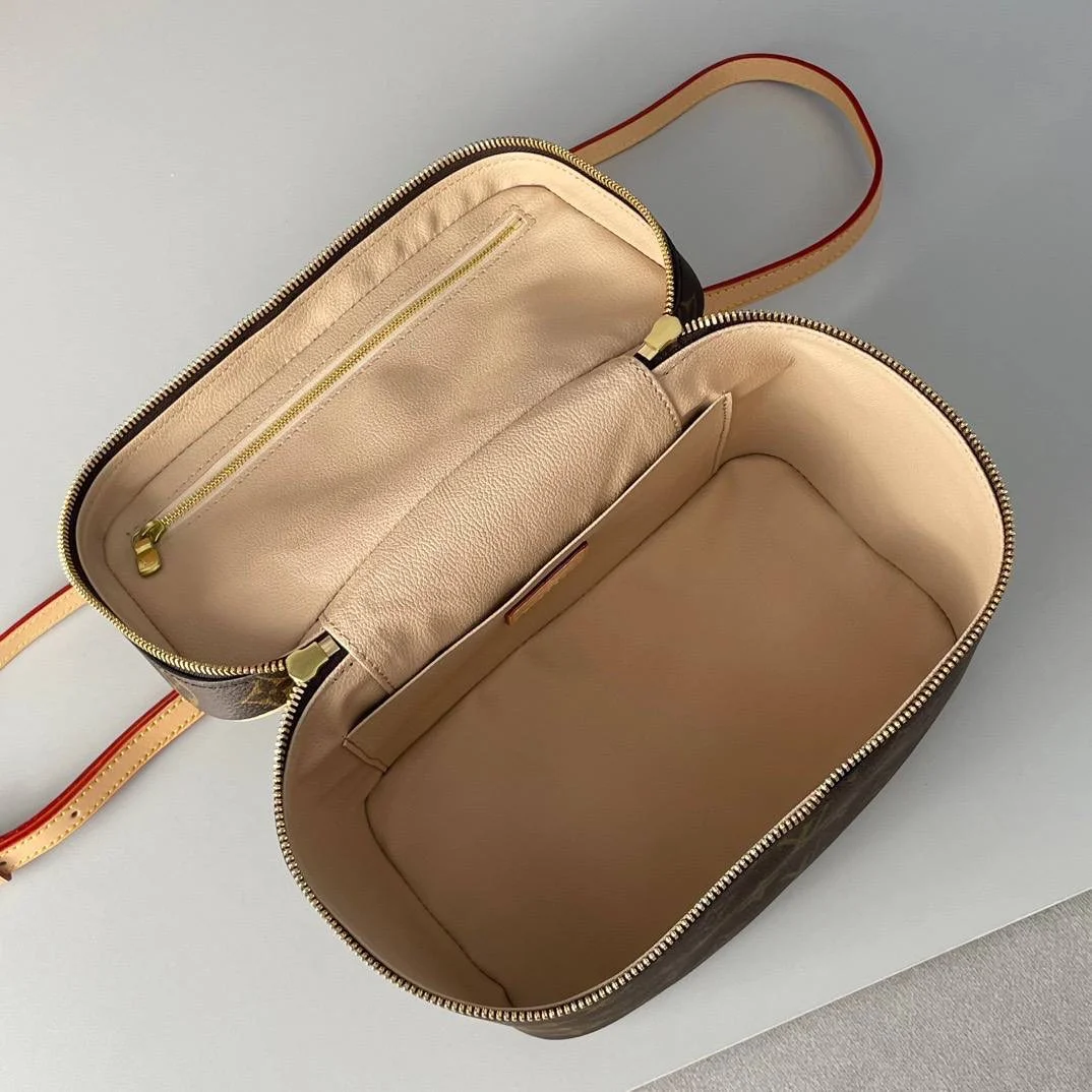 сумка косметичка LOUIS VUITTON - миниатюра 9