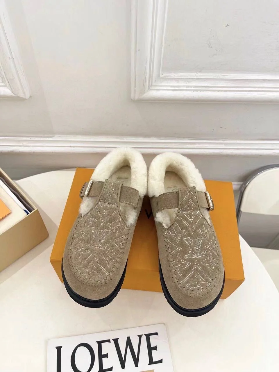Женские сандалии LOUIS VUITTON Colorado с мехом
