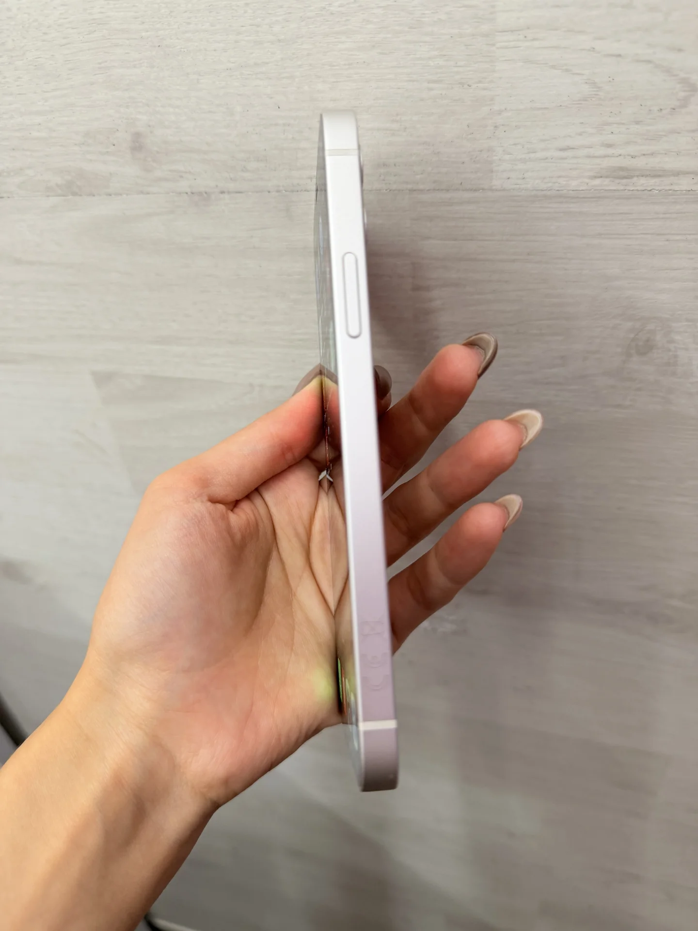 iphone 12 - миниатюра 4