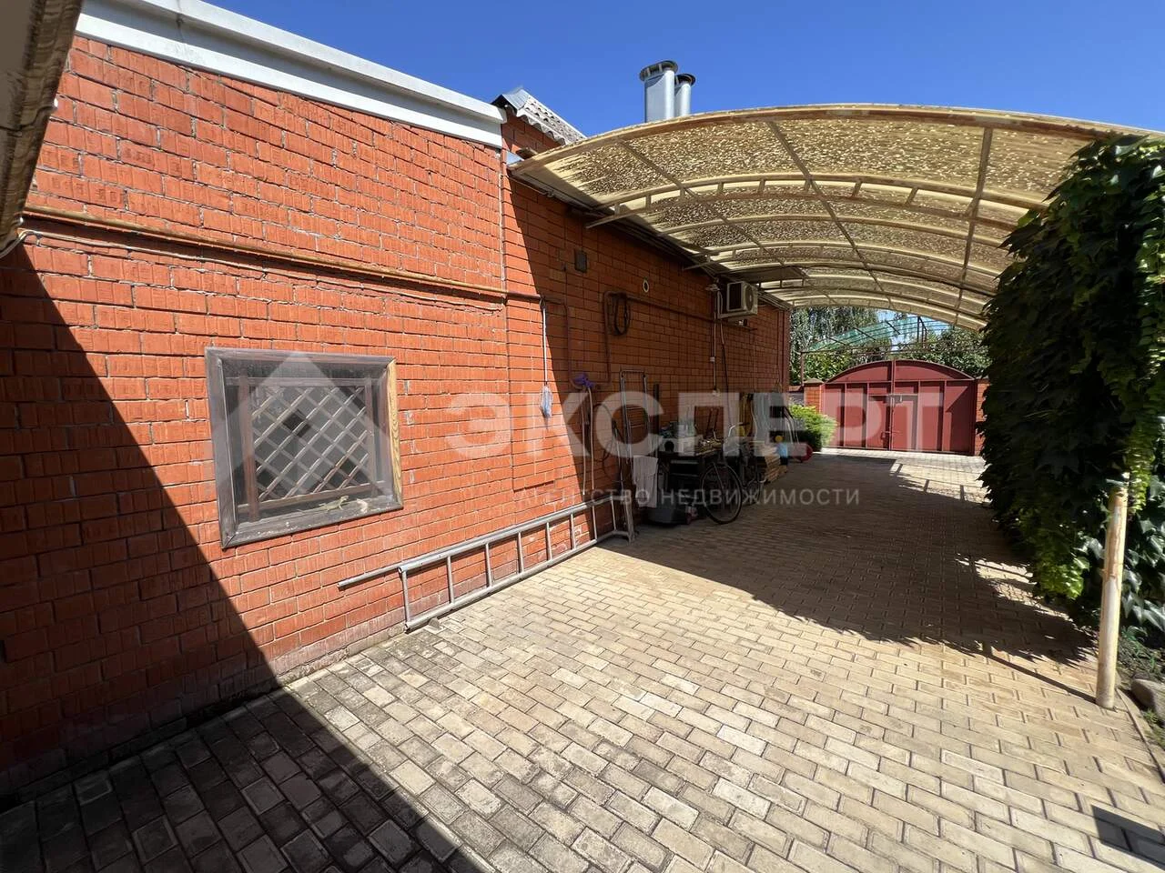 Дом 73 кв.м на участке 5 соток ст.Новотитаровская - миниатюра 31