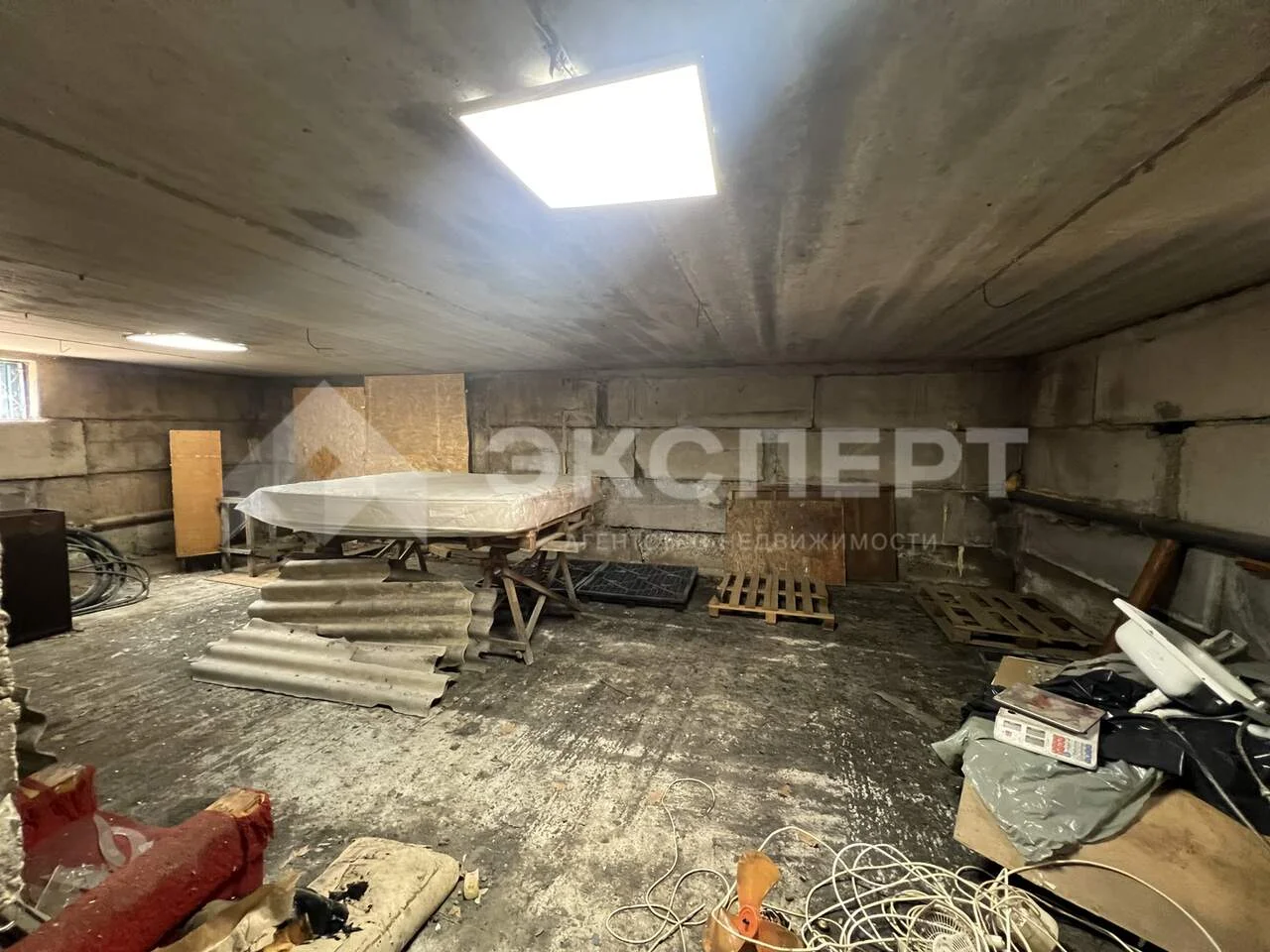Дом 323 кв.м на участке 8 соток п.Южный - миниатюра 11
