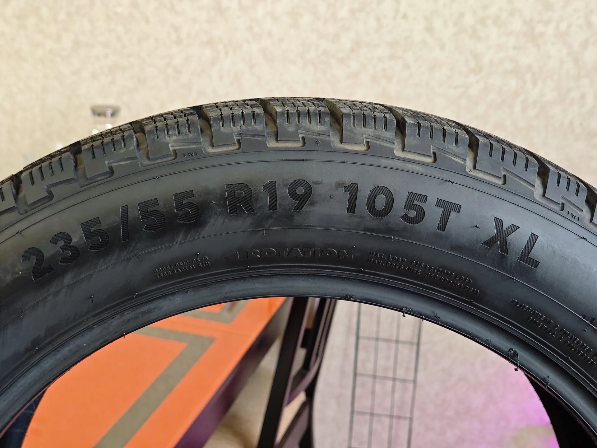 комплект зимней резины Ikon Character Snow2 SUV - миниатюра 4