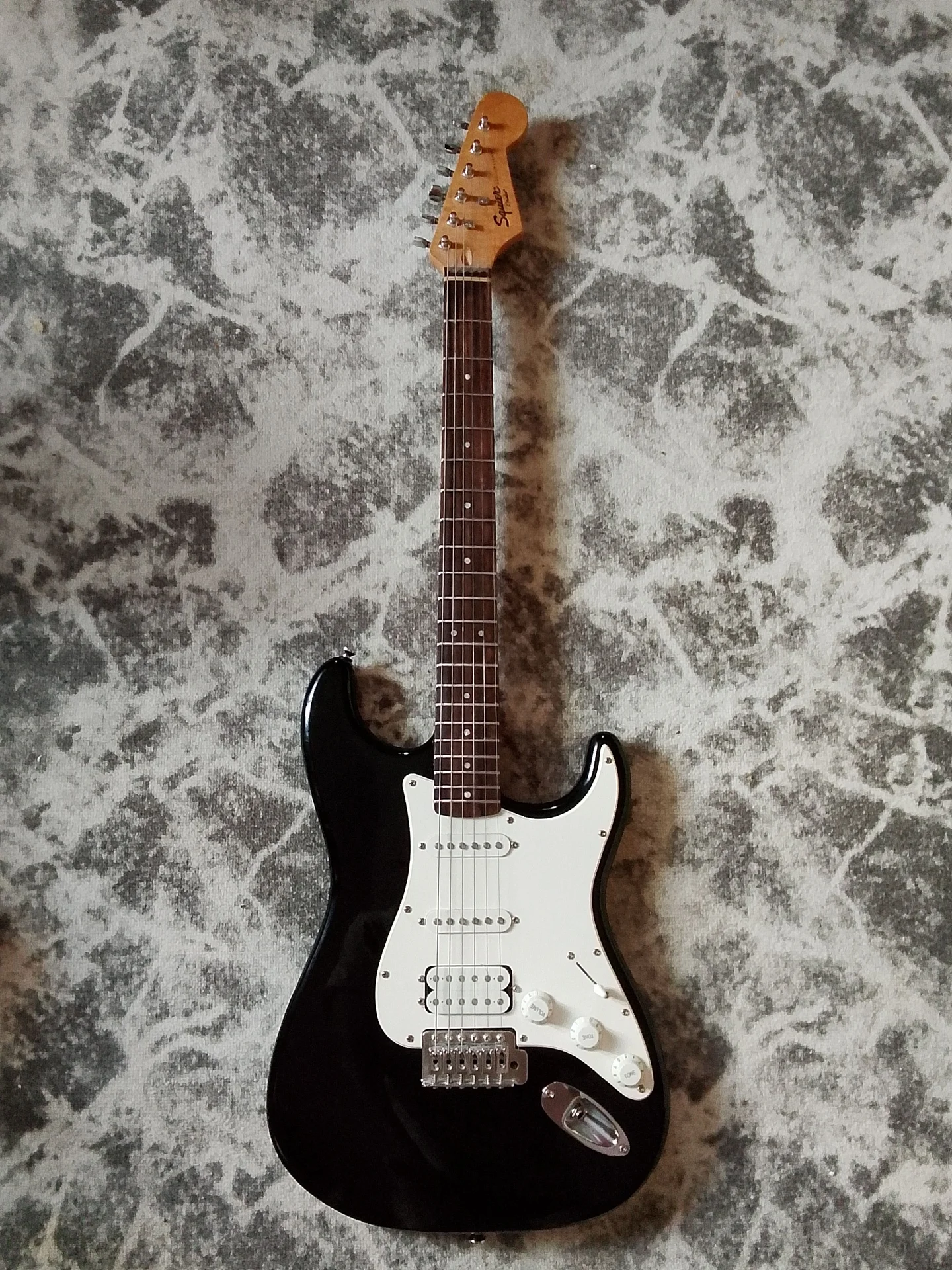 Fender squier stratocaster - миниатюра 6