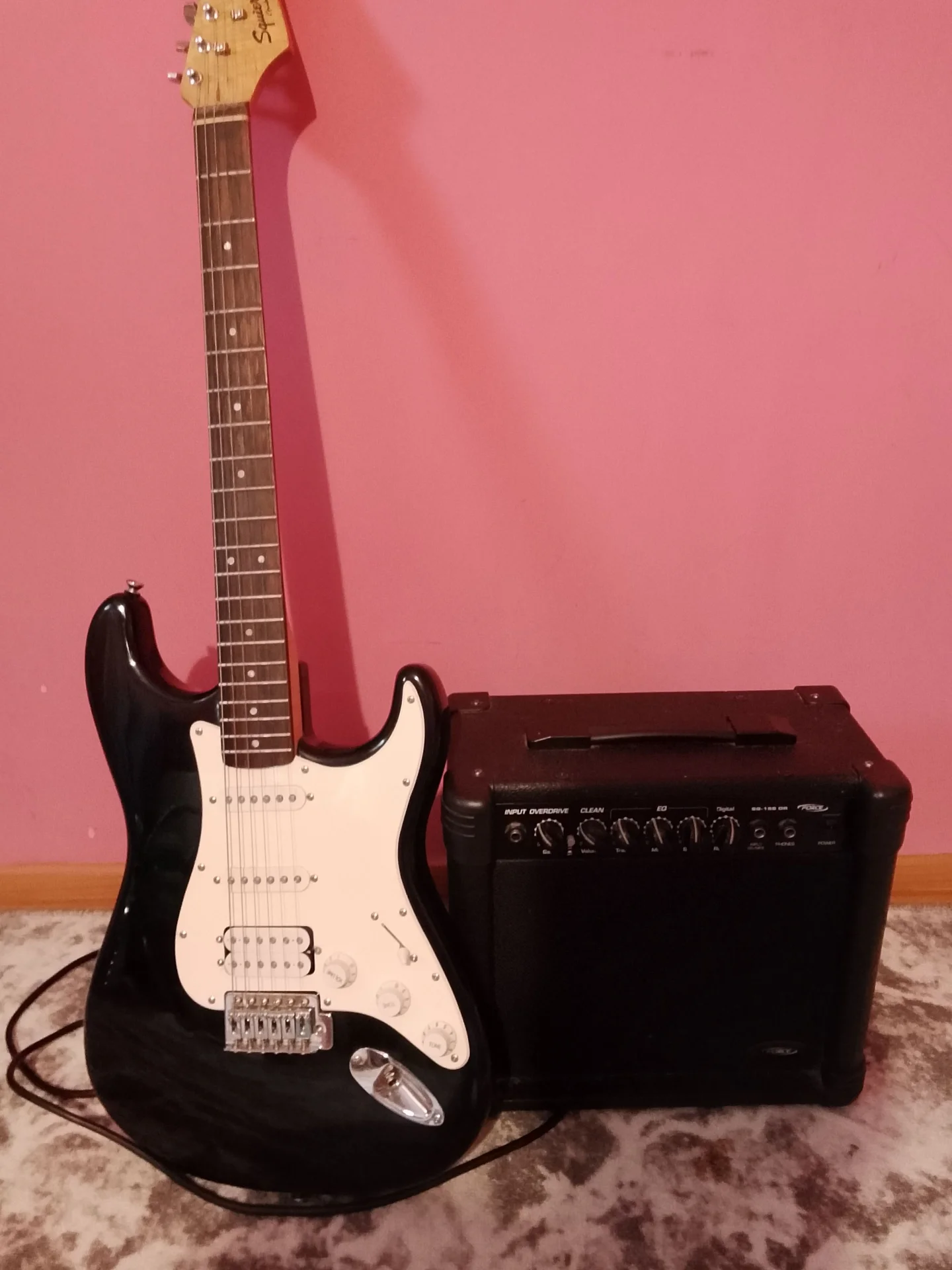 Fender squier stratocaster - миниатюра 7