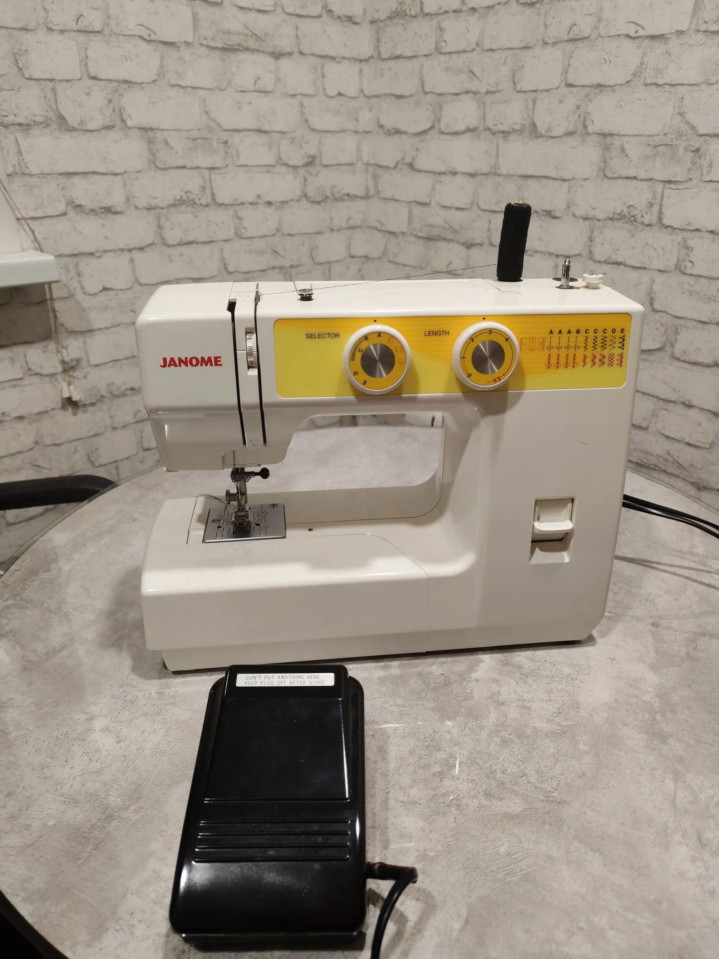Швейная машинка Janome - миниатюра 4