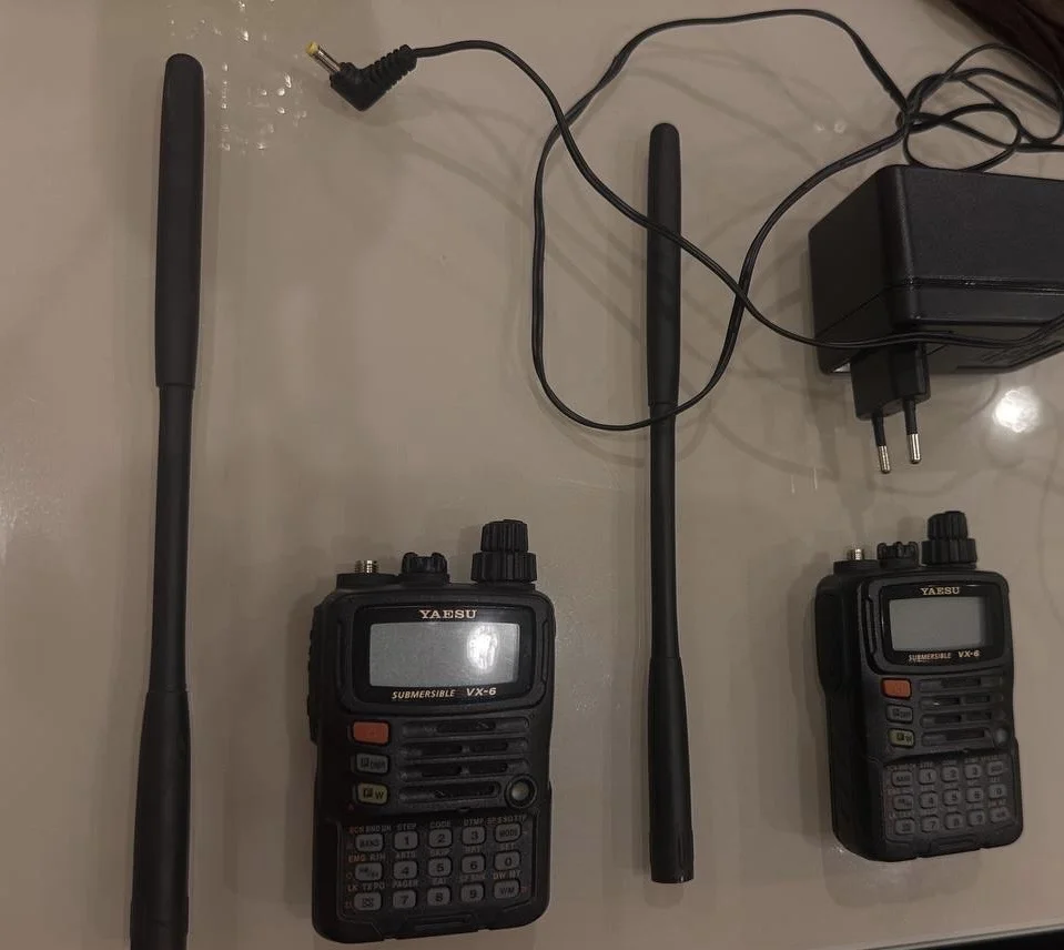 Рации Yaesu VX-6R (2 шт) оригинал - миниатюра 9