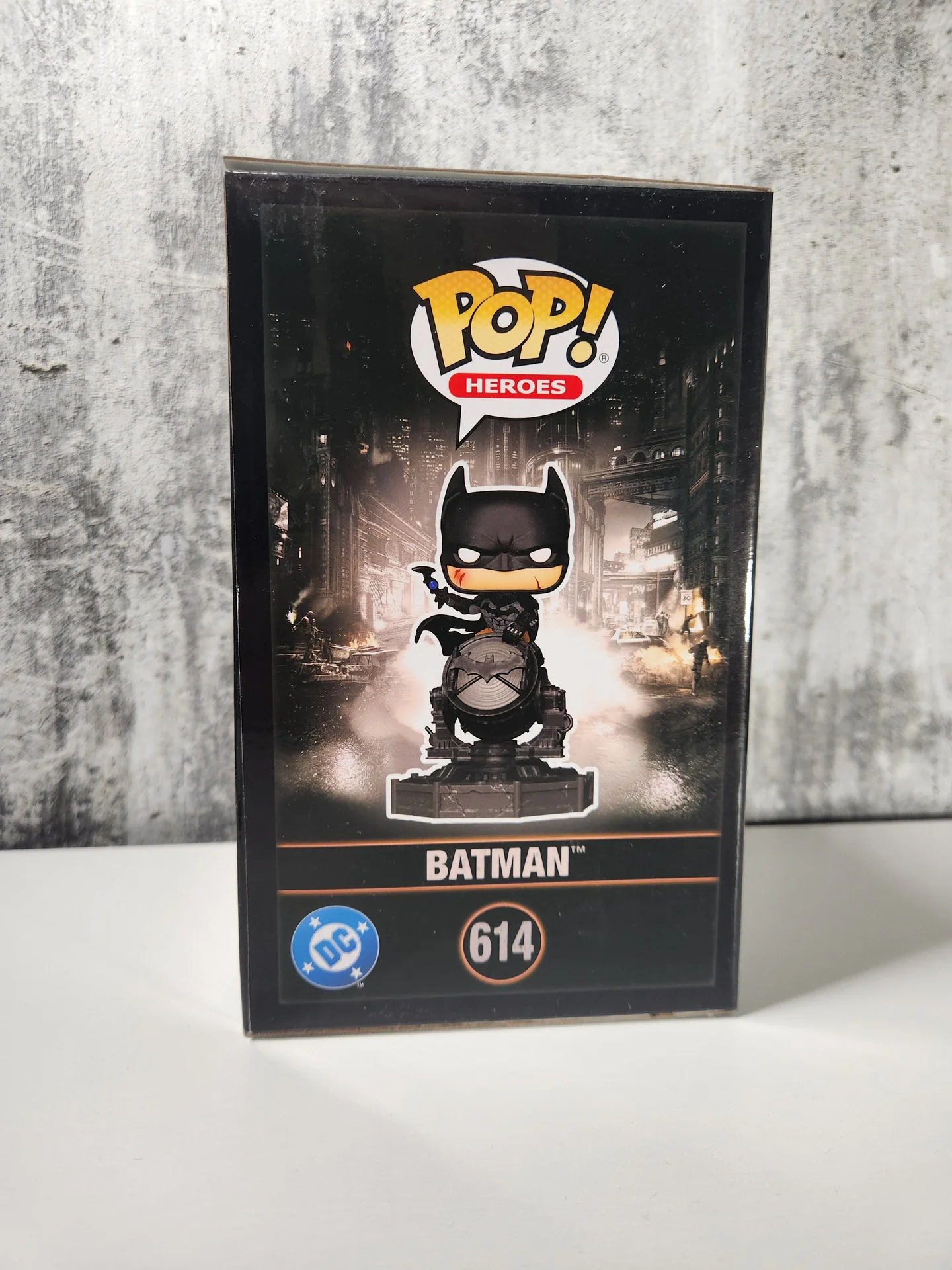 Коллекционная фигурка Funko POP Batman 614 - миниатюра 7