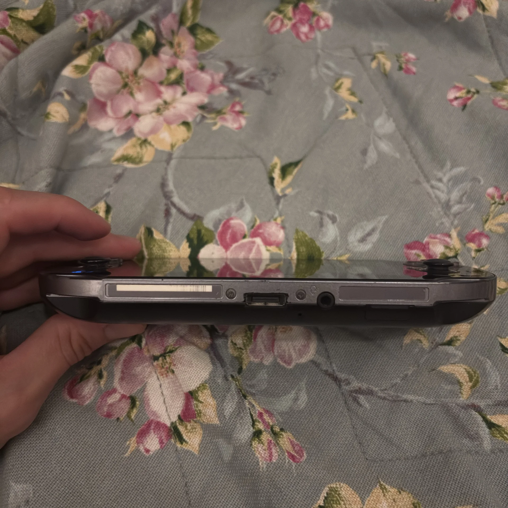 PS Vita - миниатюра 5