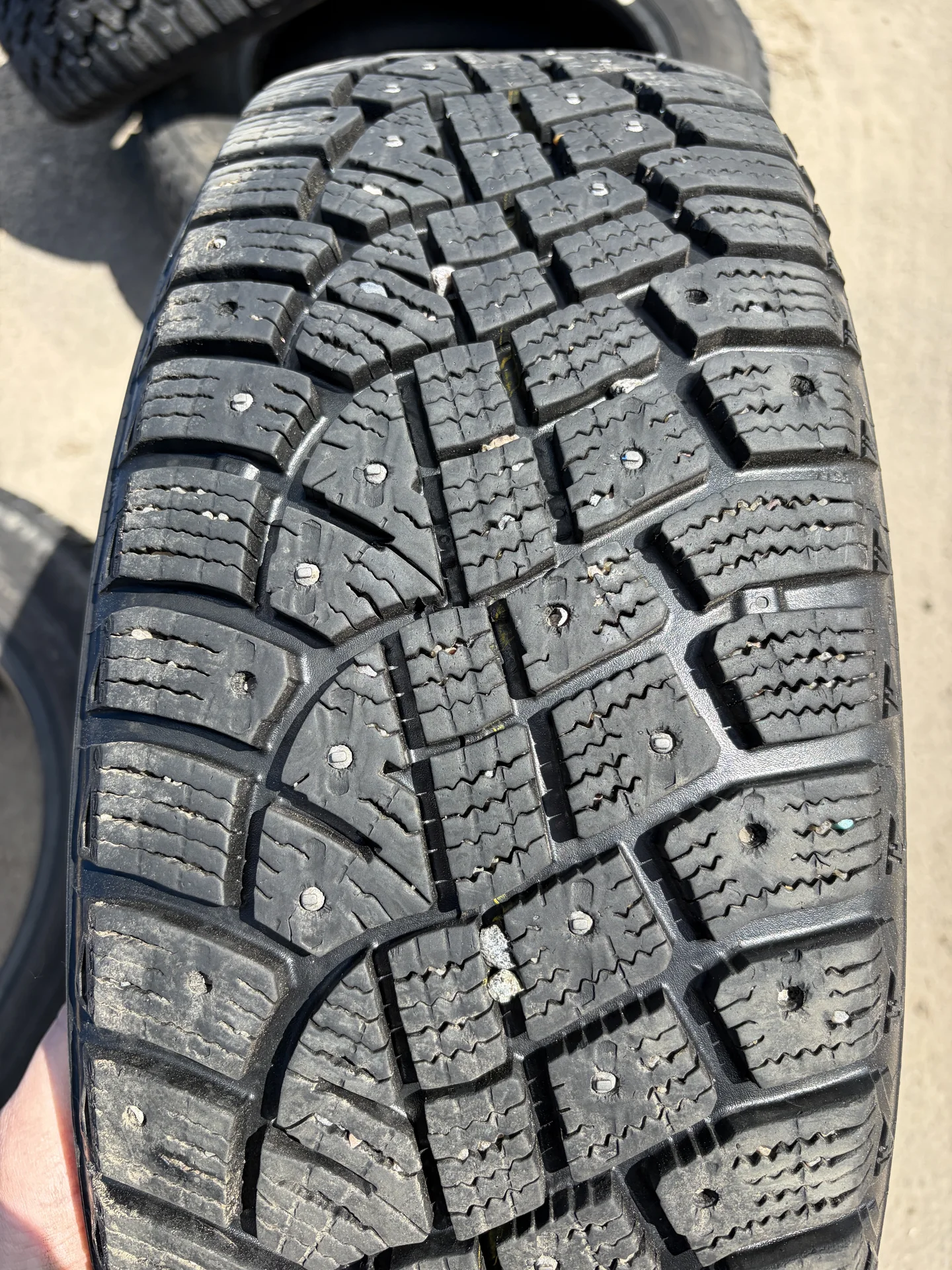 Continental IceContact2 185/60 R15 - миниатюра 5
