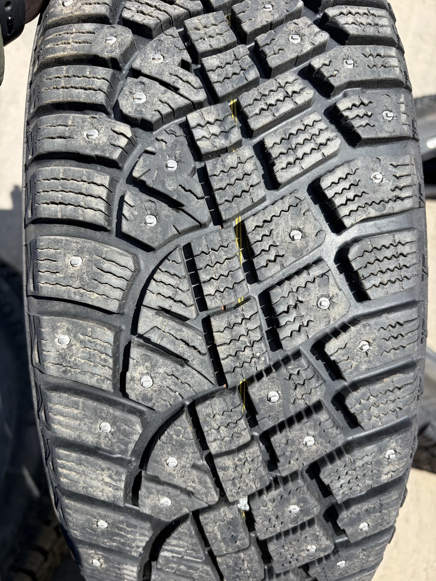 Continental IceContact2 185/60 R15 - миниатюра 6