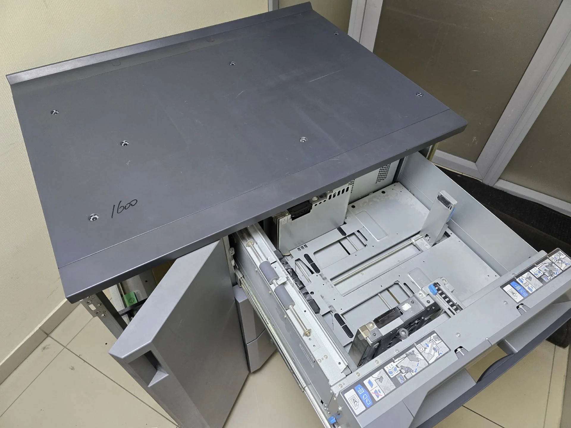 Лотки с вакуумной подачей для Konica Minolta PF-707m - миниатюра 2