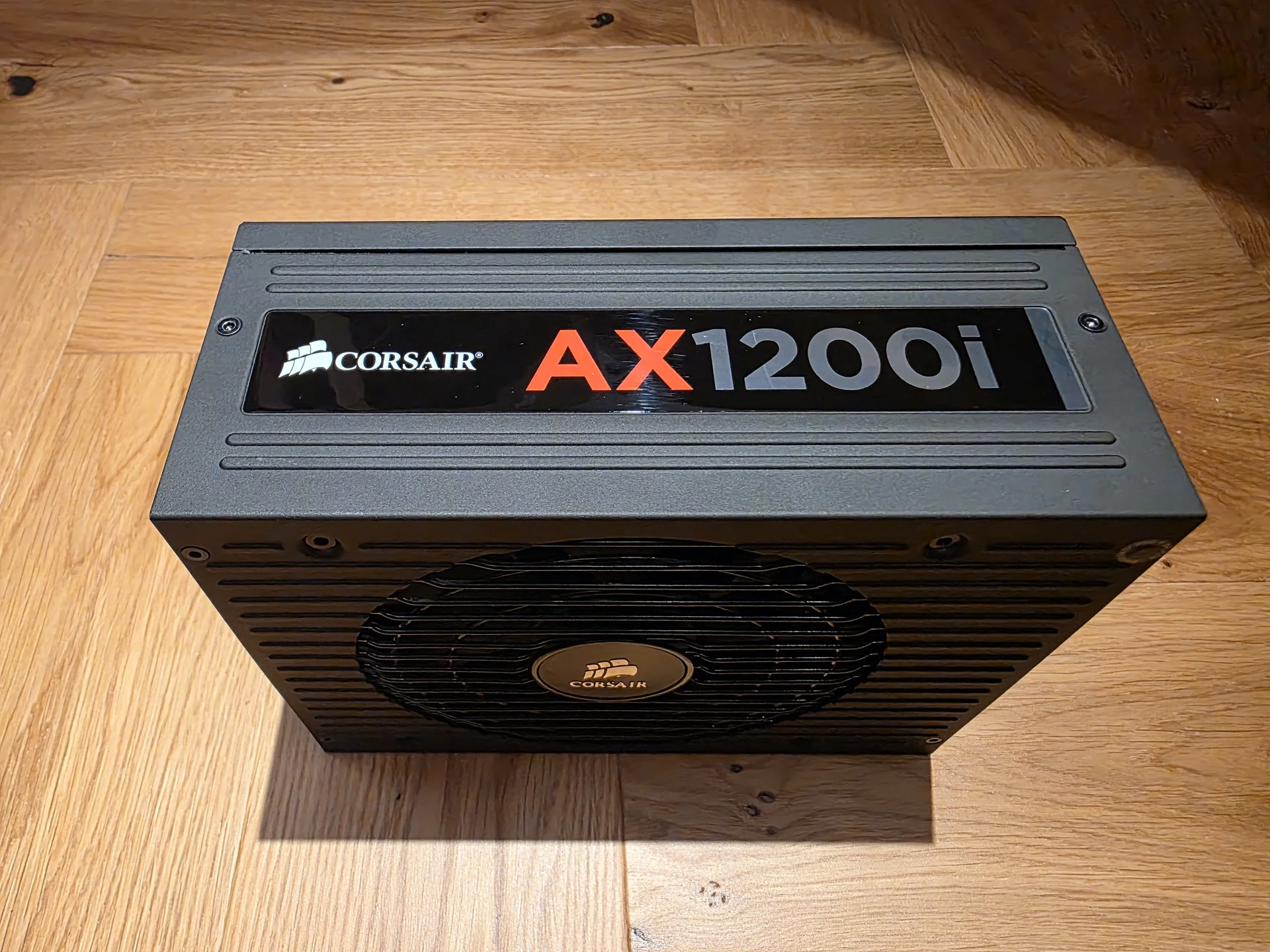 Блок питания Corsair AX1200i - изображение 1