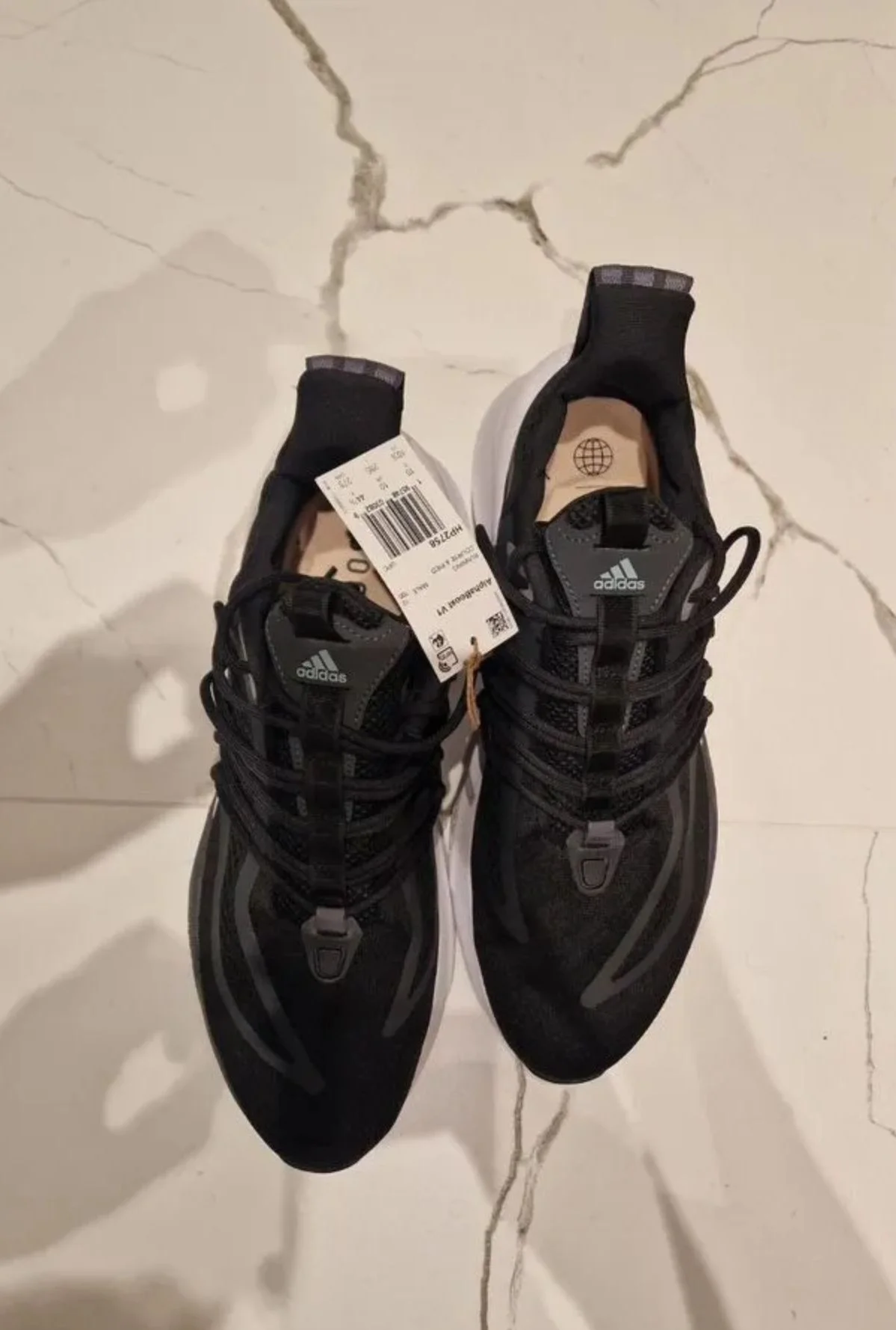 Кроссовки Adidas Alphaboost V1 (оригинал) - миниатюра 2