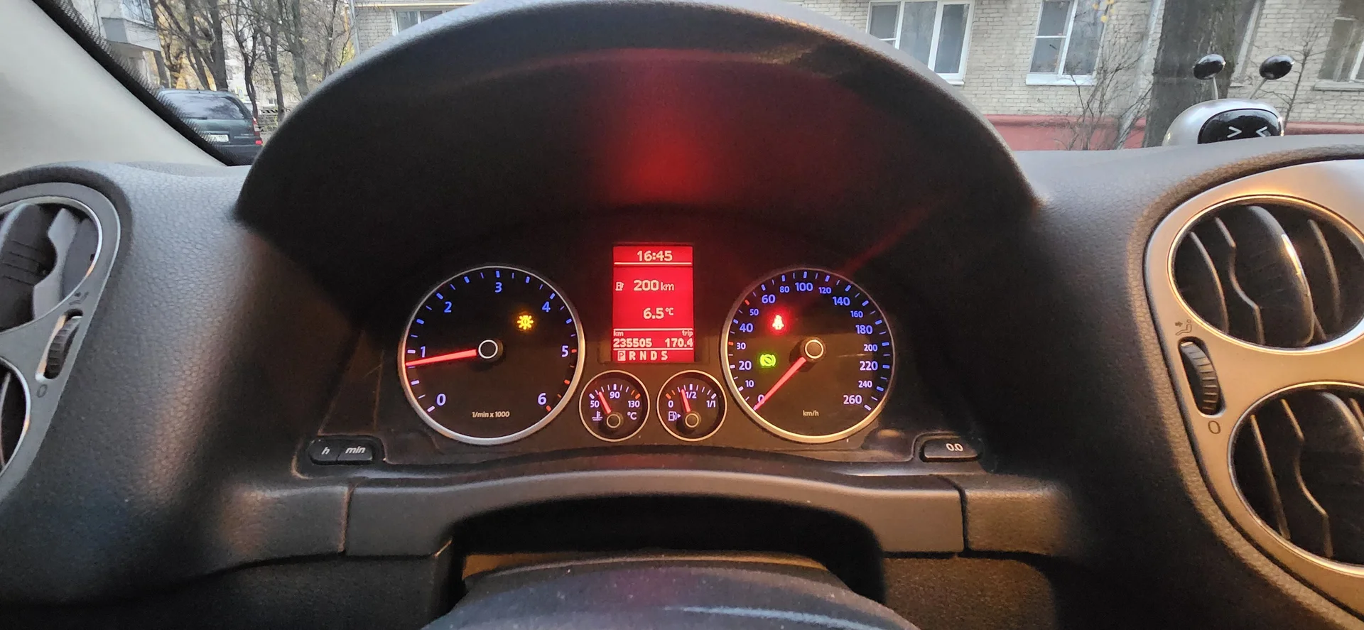Volkswagen Tiguan 1 - миниатюра 12
