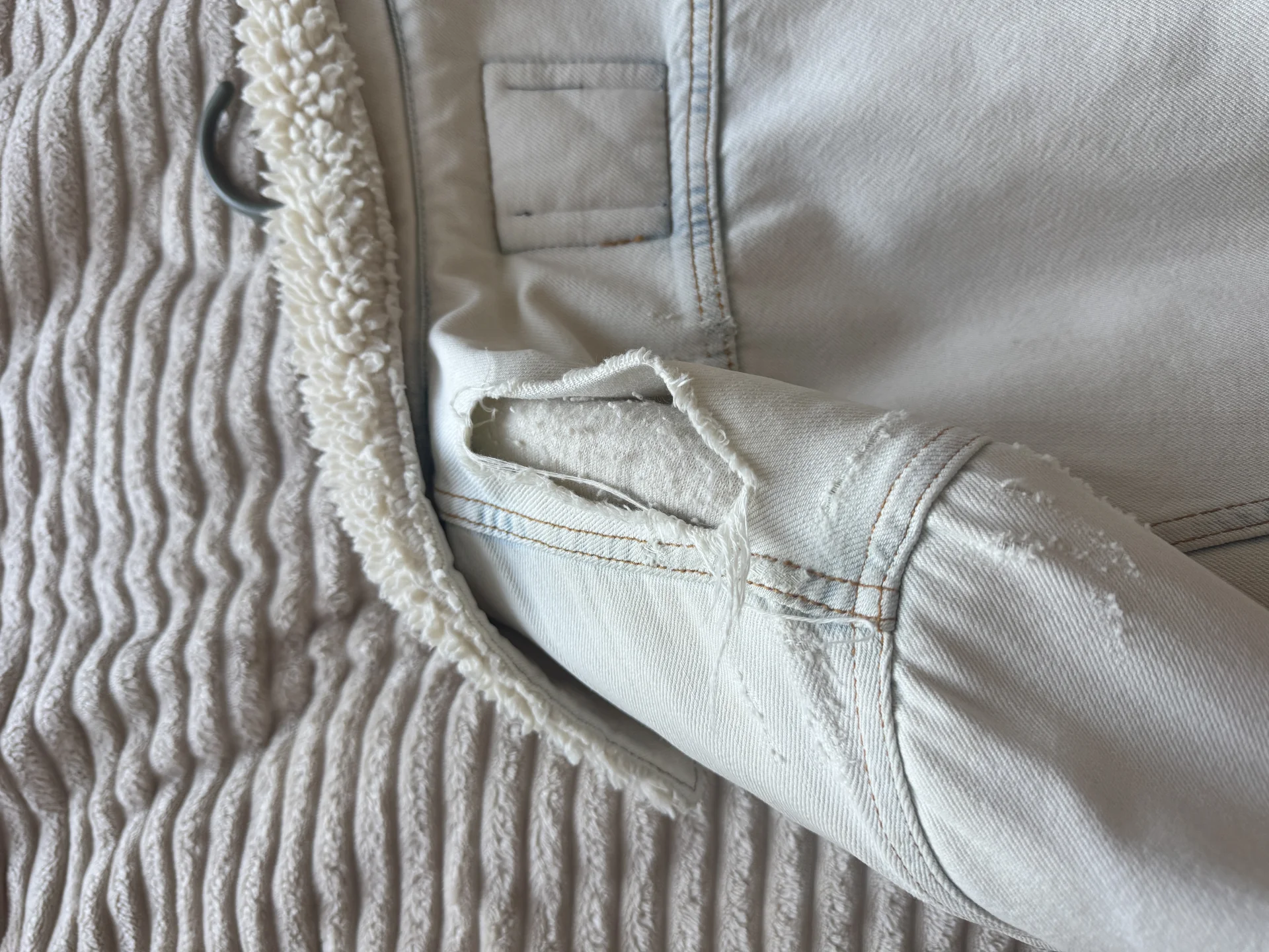 Мужская джинсовая куртка ZARA - миниатюра 7
