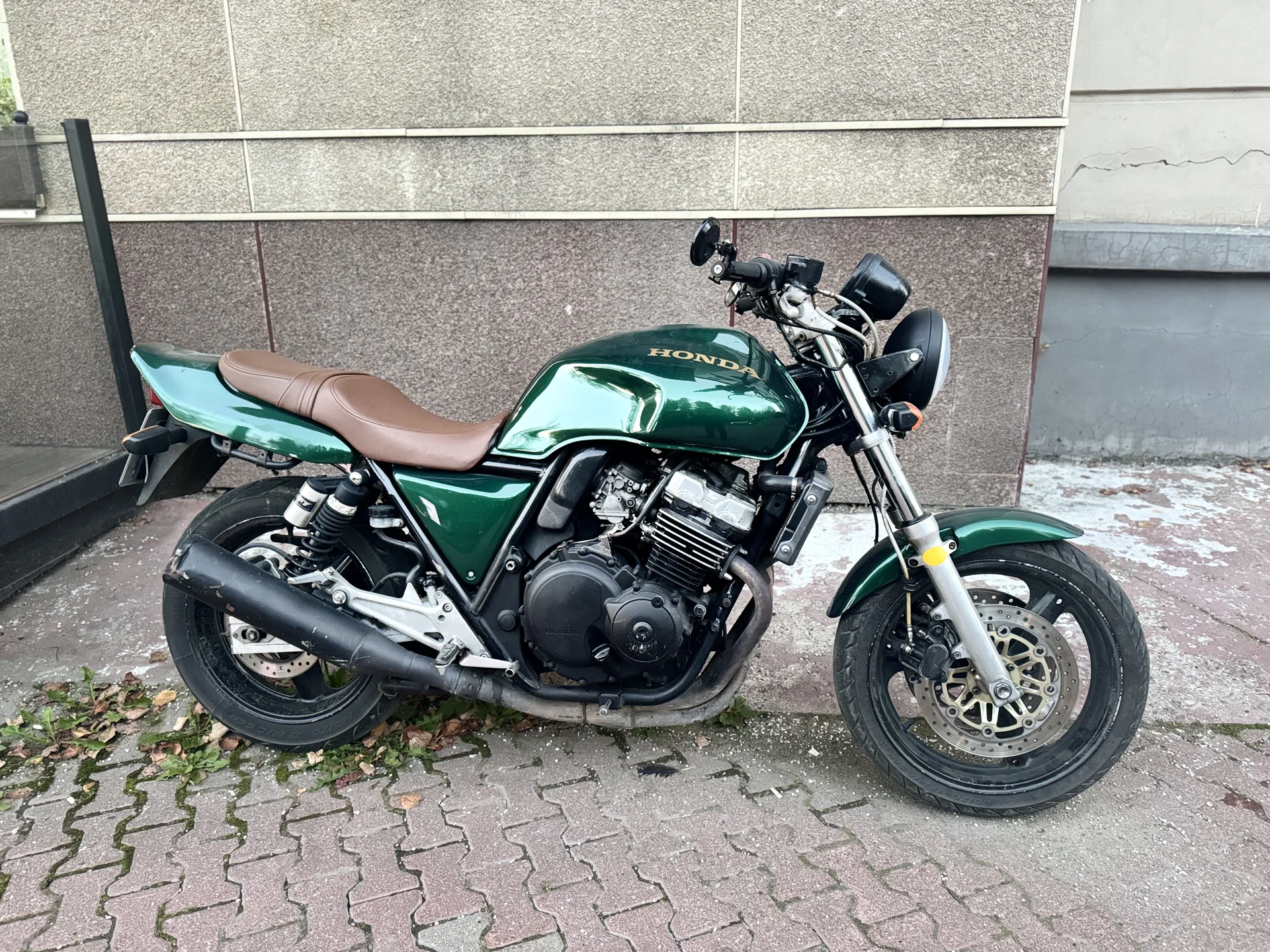 Honda CB 400 Super Four - миниатюра 2