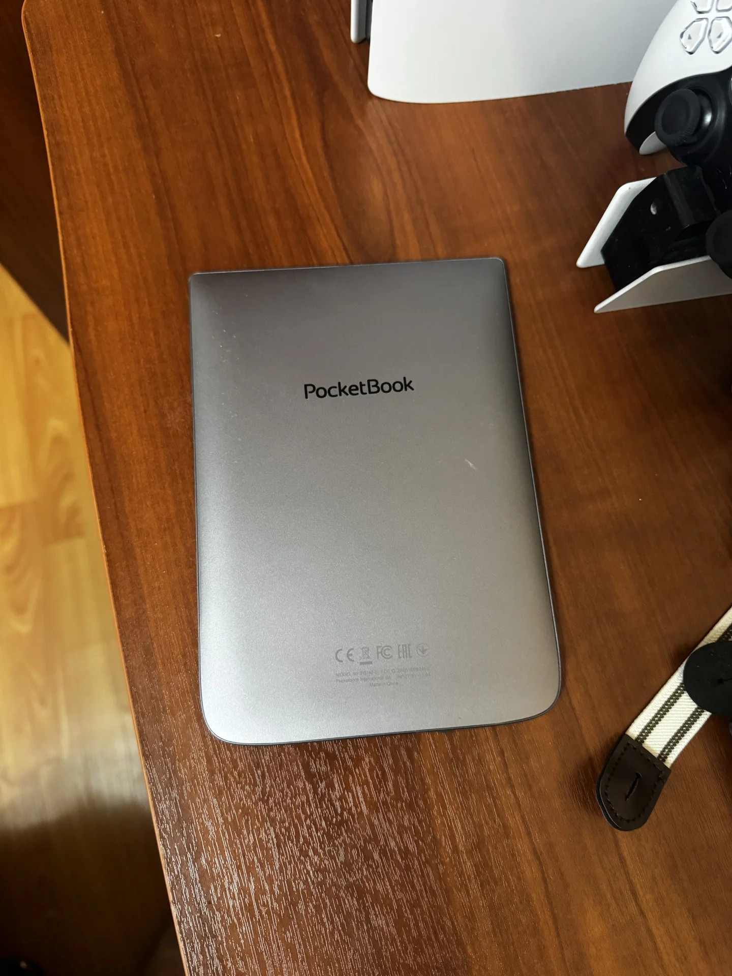 электронная книга Pocketbook 740 pro - миниатюра 2