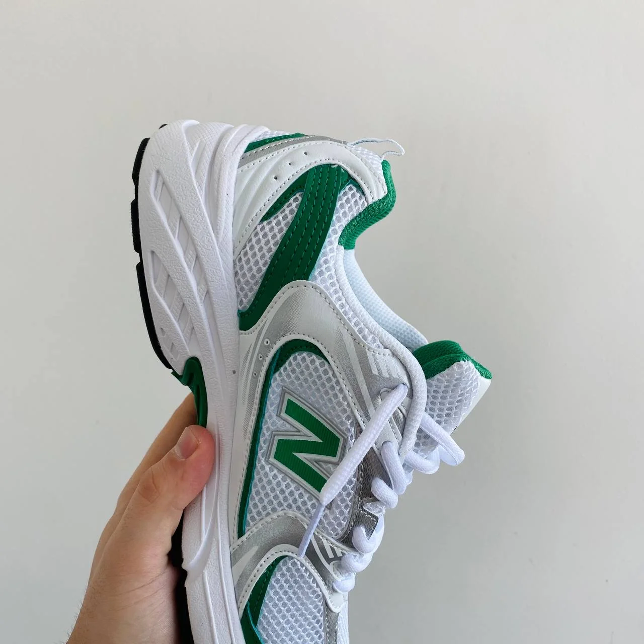 Новые мужские кроссовки New Balance 530 - миниатюра 2