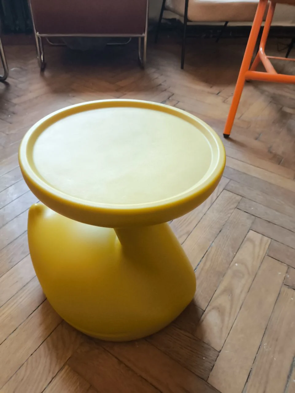 Журнальный стол Лебедь из Pinterest (Duck Table) - миниатюра 4